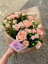 Букет цветов из:  Розы #REPLACE_PRED# совхозе им. Ленина