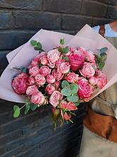 Букет цветов из:  Розы в совхозе им. Ленина